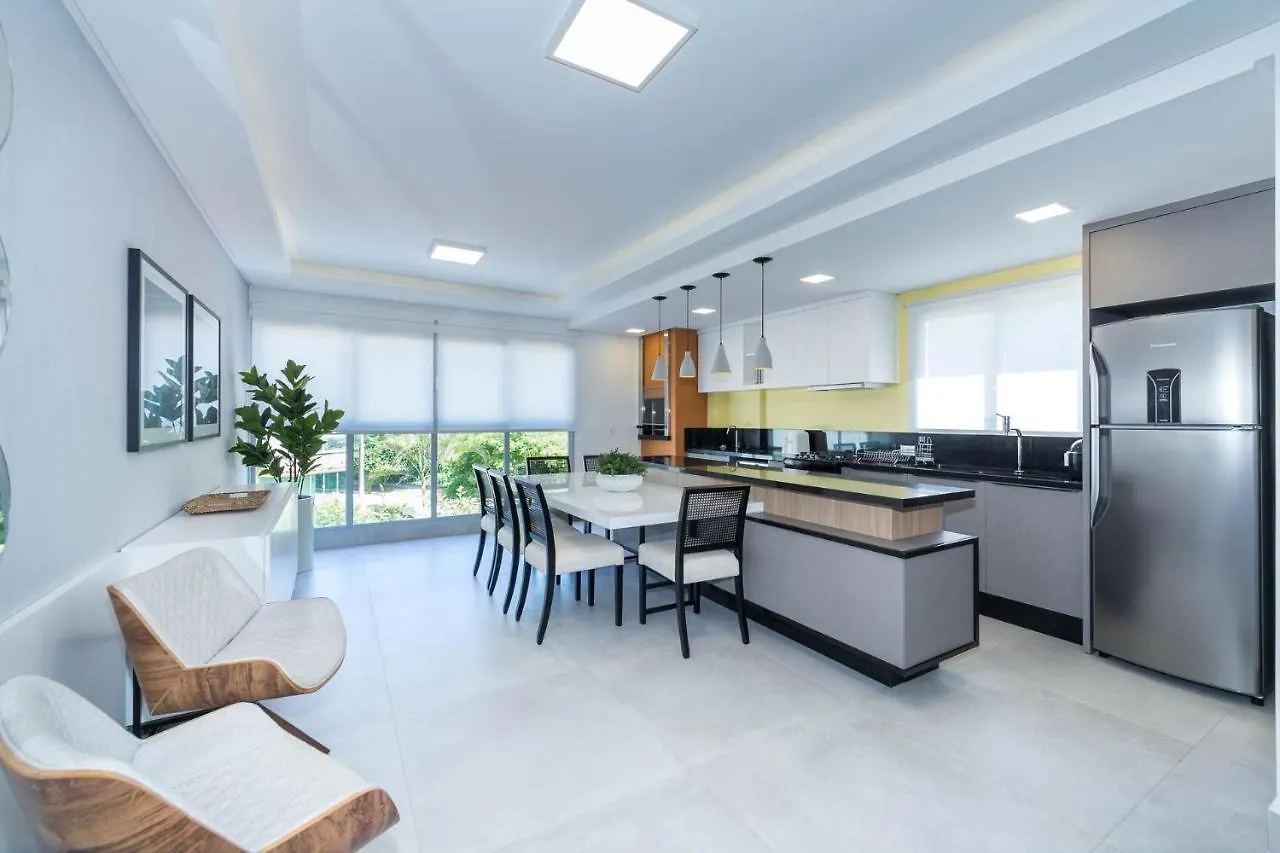 Positano 206 - Apartamento 02 Suites - Finamente Mobiliado E Decorado - A 30M Da Praia De 4 Ilhas - Bombinhas